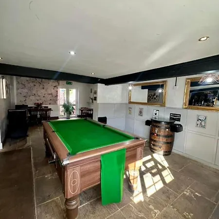 Wellington Sleeps 2 Pets Ok Free Parking