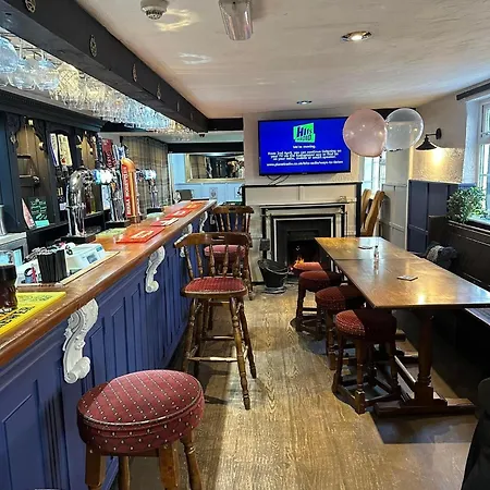 Wellington Sleeps 2 Pets Ok Free Parking Northallerton